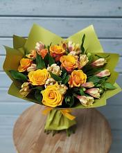 Букет цветов из:  Альстромерии и Розы в Кстово