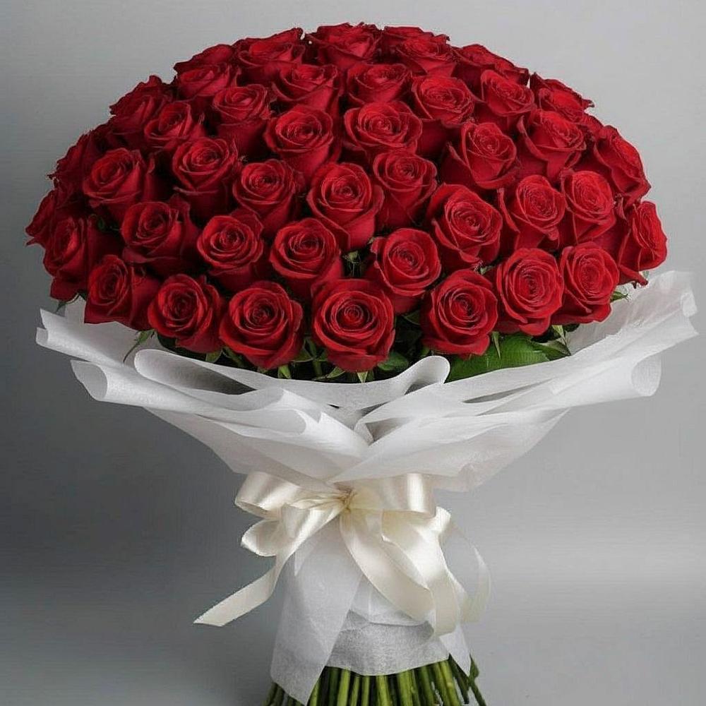 Букет 101 Красная роза Блэк Мэджик в Кстово