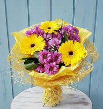 Букет цветов из:  Хризантемы и Герберы #REPLACE_PRED# Кстово
