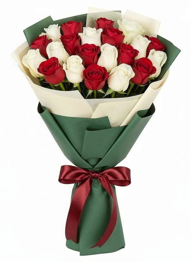 Букет Микс из красных и белых роз в Кстово