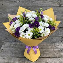 Букет цветов из:  Ирисы, Хризантемы и Ромашки в Кстово
