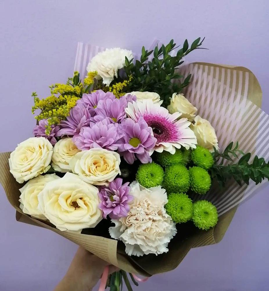 Букет цветов из: Хризантемы, Розы, Гвоздики и Герберы в Кстово