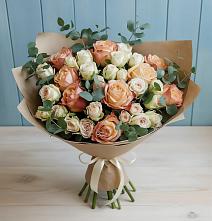 Букет цветов из:  Альстромерии и Розы в Кстово
